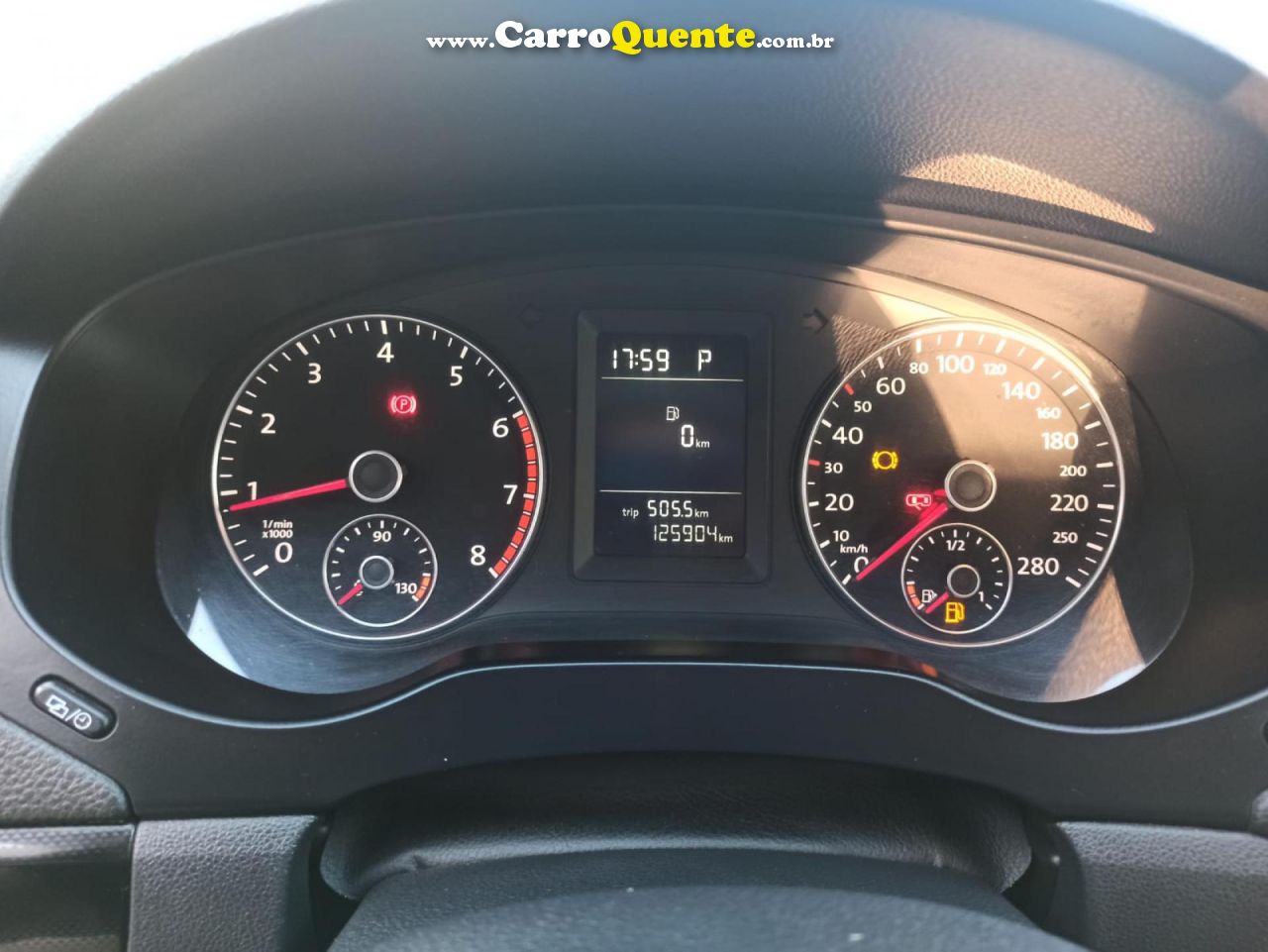 VOLKSWAGEN   JETTA COMFORTLINE 2.0 T.FLEX 8V 4P TIPT.   PRETO 2013 2.0 GASOLINA - Loja