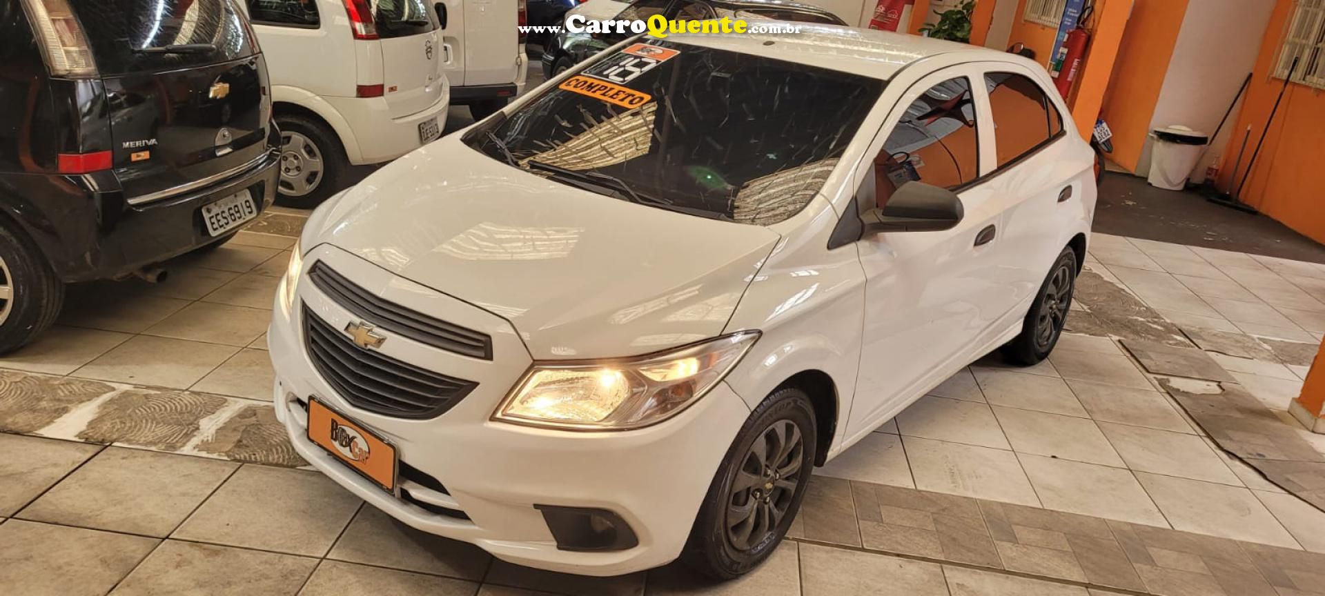 CHEVROLET   ONIX HATCH JOY 1.0 8V FLEX 5P MEC.   BRANCO 2018 1.0 FLEX - Loja