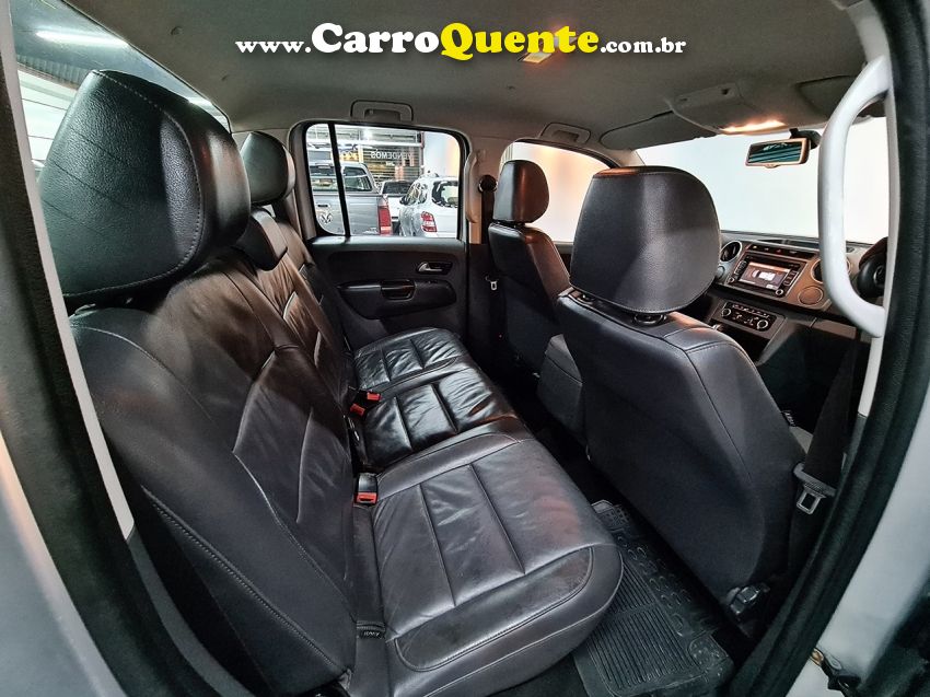 Volkswagen Amarok 2.0 Highline Cab. Dupla 4x4 4p - Loja