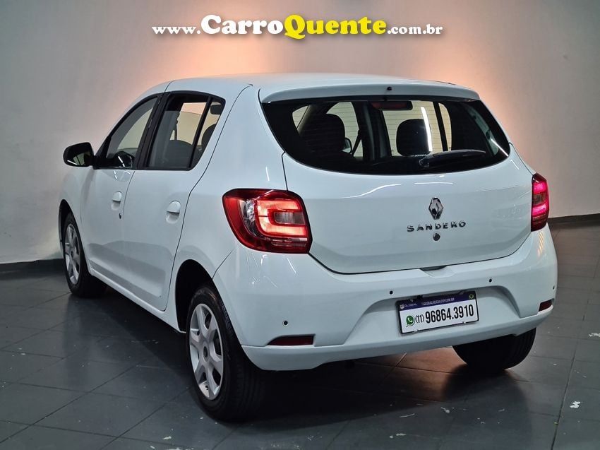Renault Sandero Expression 1.6 8V - Loja