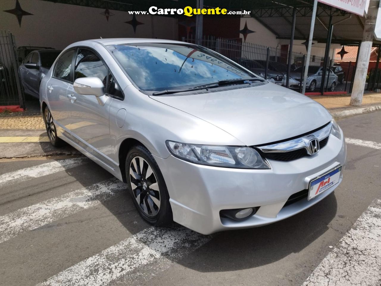 HONDA   CIVIC SED. LXL LXL SE 1.8 FLEX 16V AUT.   PRATA 2011 1.8 FLEX - Loja