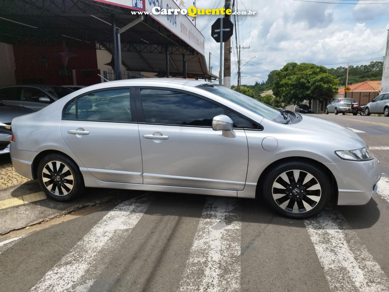 HONDA   CIVIC SED. LXL LXL SE 1.8 FLEX 16V AUT.   PRATA 2011 1.8 FLEX - Loja