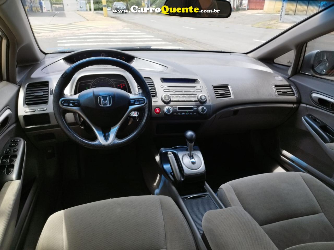 HONDA   CIVIC SED. LXL LXL SE 1.8 FLEX 16V AUT.   PRATA 2011 1.8 FLEX - Loja