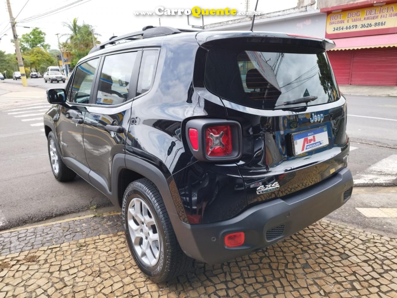 JEEP   RENEGADE SPORT 2.0 4X4 TB DIESEL AUT.   PRETO 2016 2.0 DIESEL - Loja
