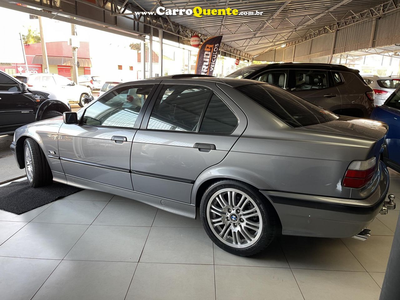 BMW   325IA   CINZA 1992 2.0 GASOLINA - Loja