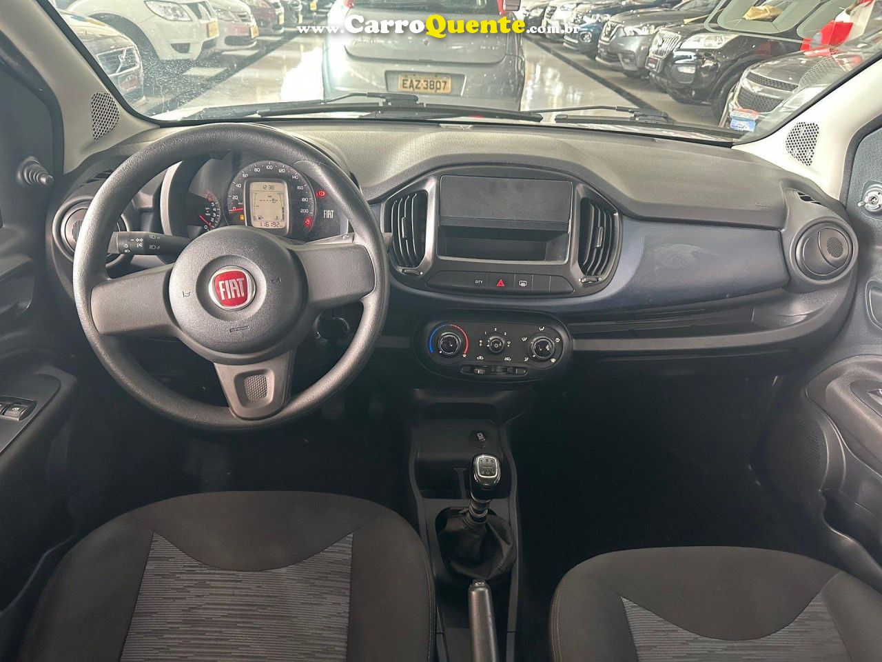 FIAT   UNO DRIVE 1.0 FLEX 6V 5P   PRATA 2018 1.0 FLEX - Loja