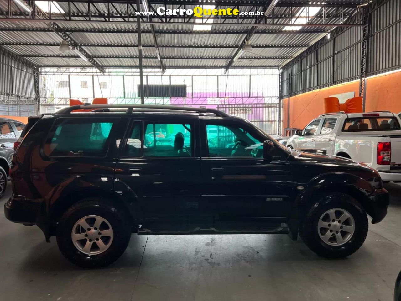MITSUBISHI   PAJERO SPORT HPE 3.5 4X4 200CV AUT.   PRETO 2007 3.5 GASOLINA - Loja