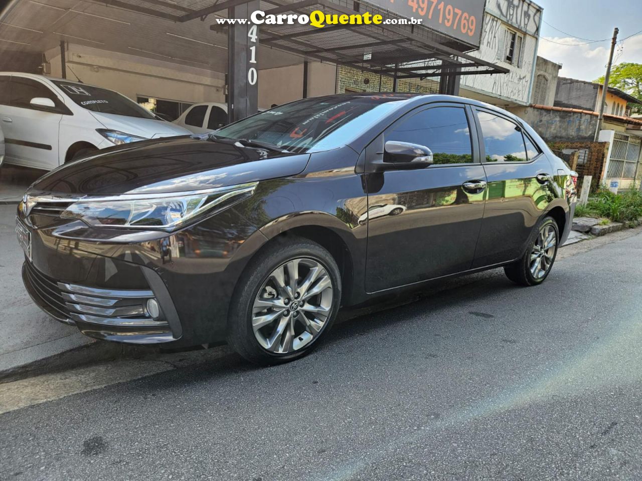 TOYOTA   COROLLA XEI 2.0 FLEX 16V AUT.   MARROM 2019 2.0 FLEX - Loja