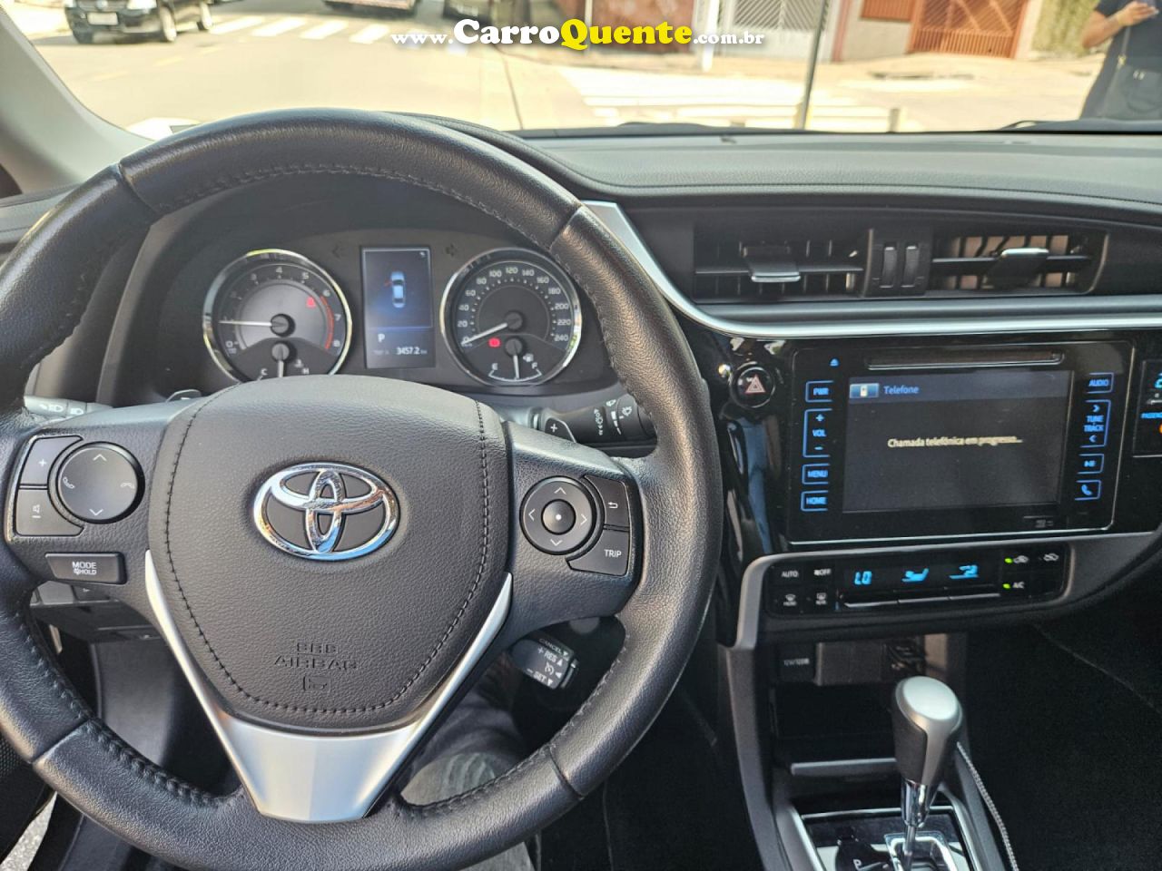 TOYOTA   COROLLA XEI 2.0 FLEX 16V AUT.   MARROM 2019 2.0 FLEX - Loja