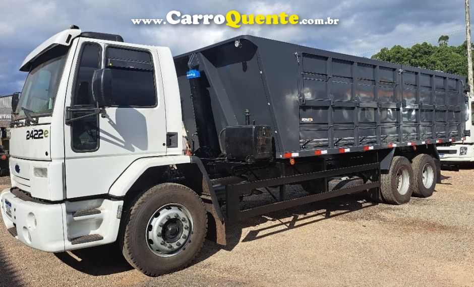 Ford Cargo 2422 CARGO 2422 E 3-Eixos Caçamba - Loja