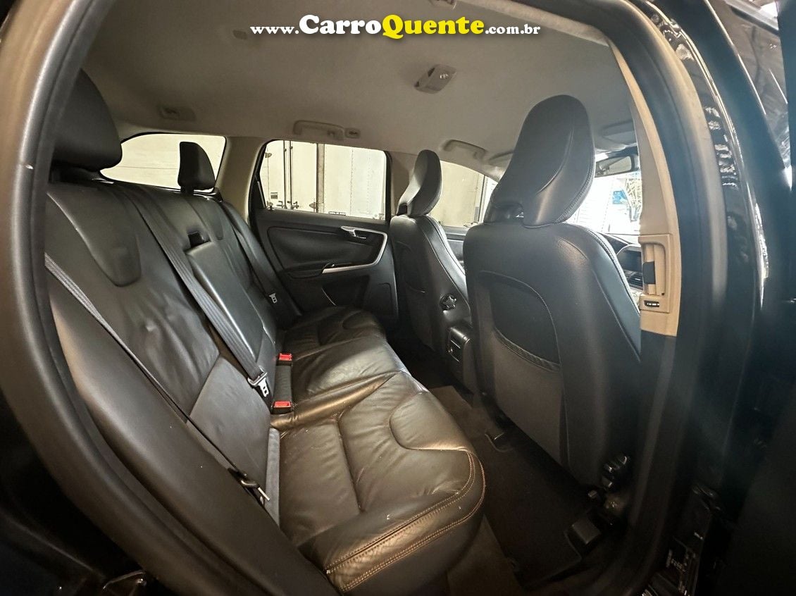 VOLVO XC60 2.0 T5 COMFORT FWD TURBO - Loja