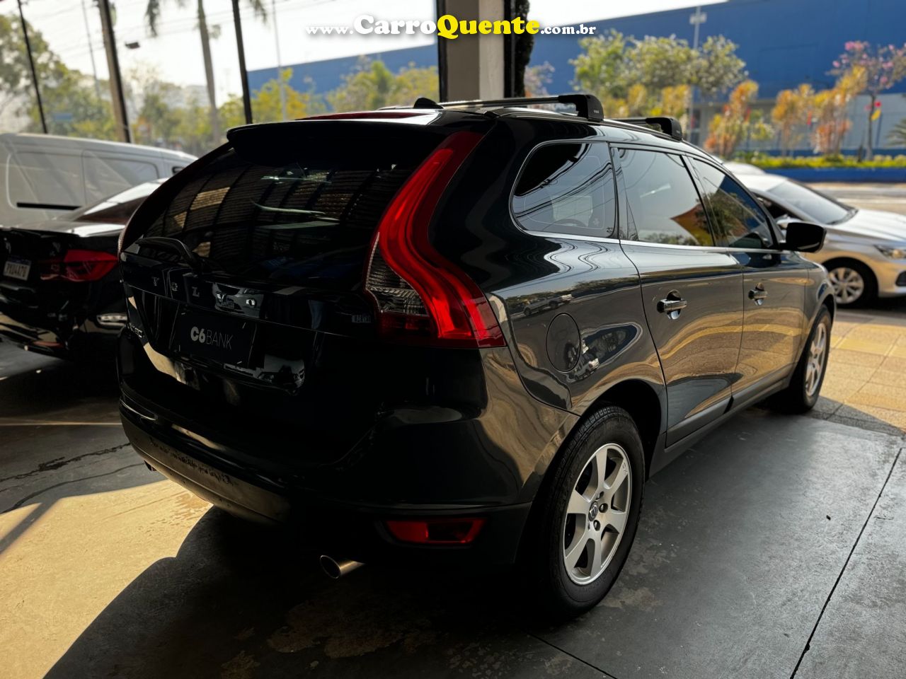 VOLVO XC60 2.0 T5 COMFORT FWD TURBO - Loja