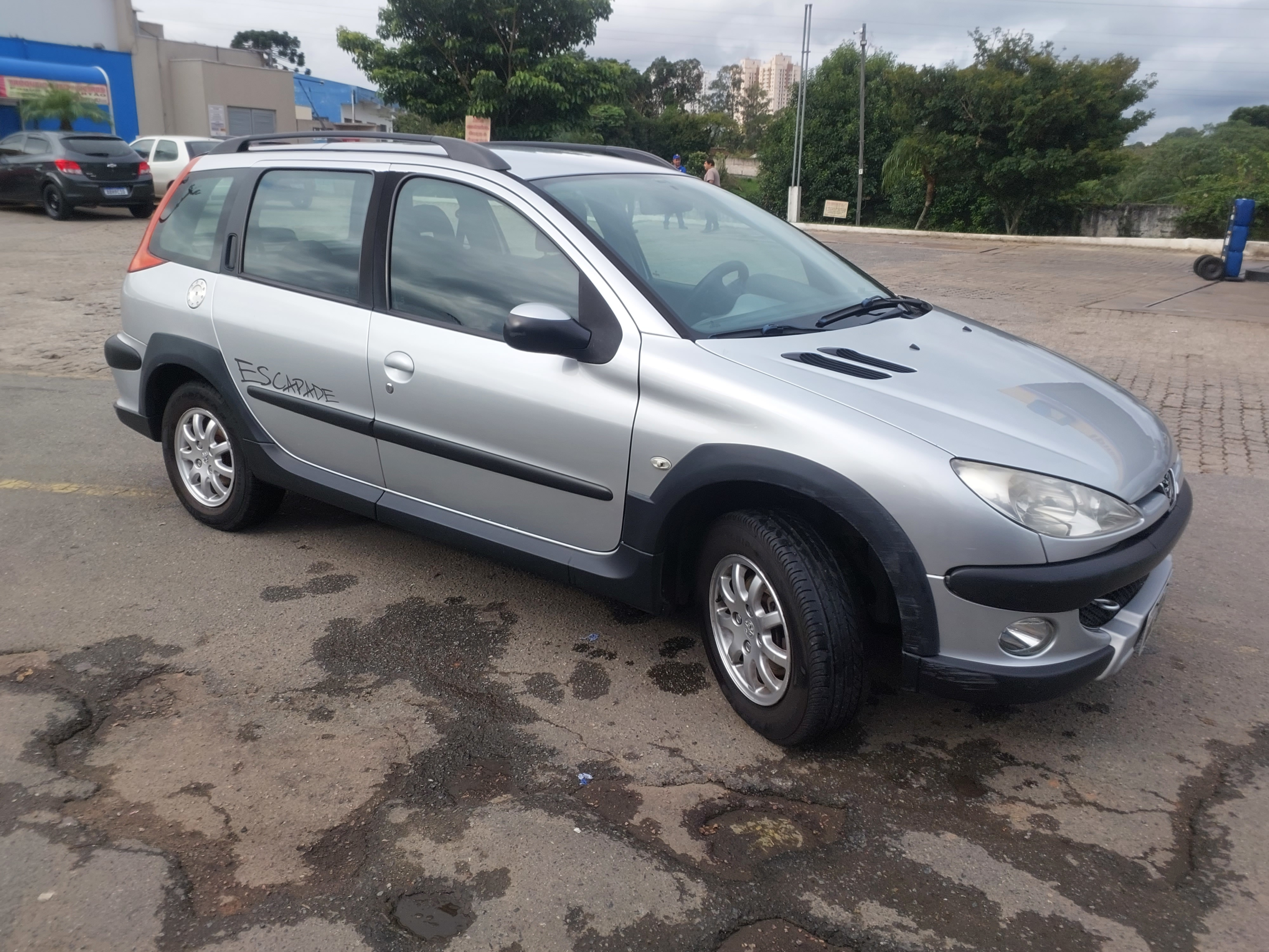 Peugeot 206 1.6 16v Escapade  Flex Manual - Particular