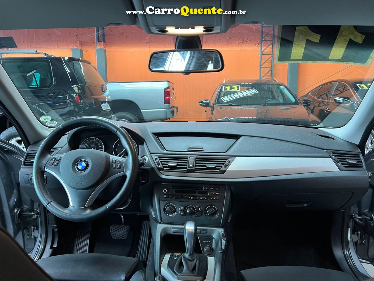 BMW   X1 SDRIVE 18I 2.0 16V 4X2 AUT.   CINZA 2011 2.0 GASOLINA - Loja