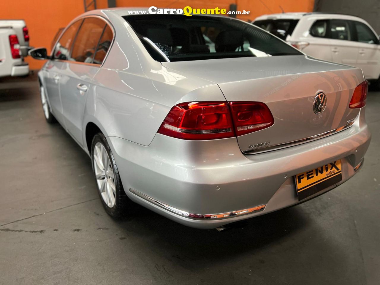 VOLKSWAGEN   PASSAT TB 2.0 FSITSI 211CV TIPTRONIC 4P   PRATA 2013 2.0 GASOLINA - Loja