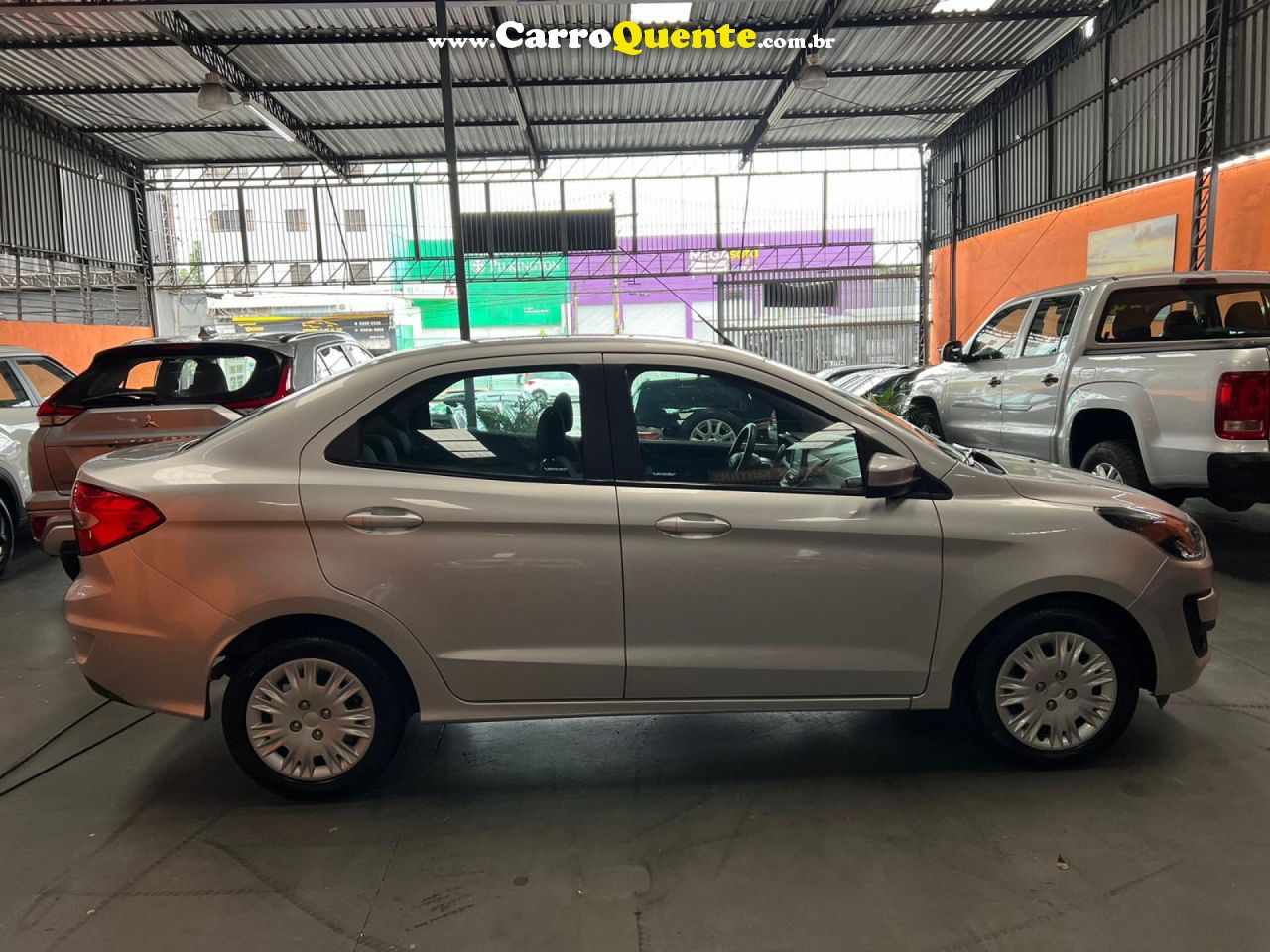 FORD   KA 1.5 SEDAN SE PLUS 12V FLEX 4P AUT.   PRATA 2020 1.5 FLEX - Loja