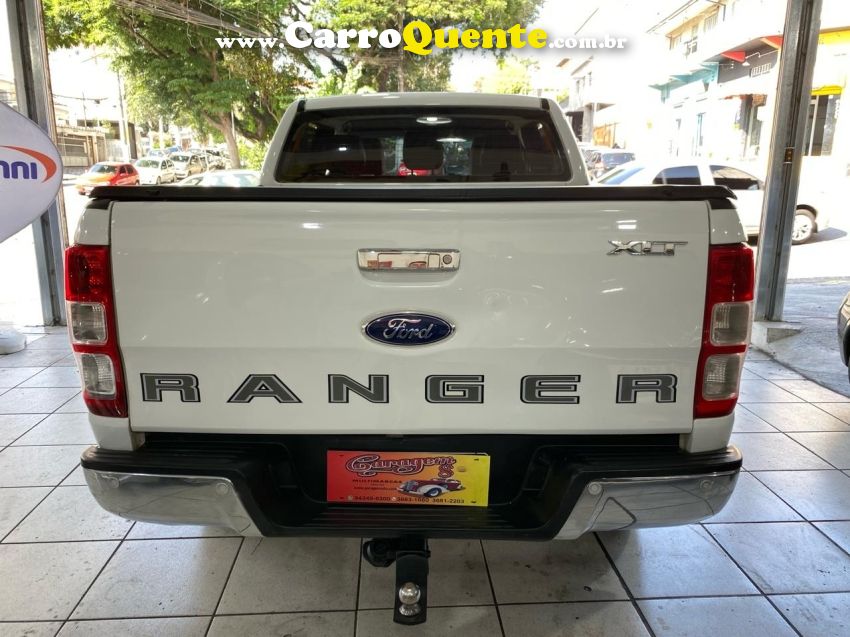 Ford Ranger XLT CD 3.2 - Loja