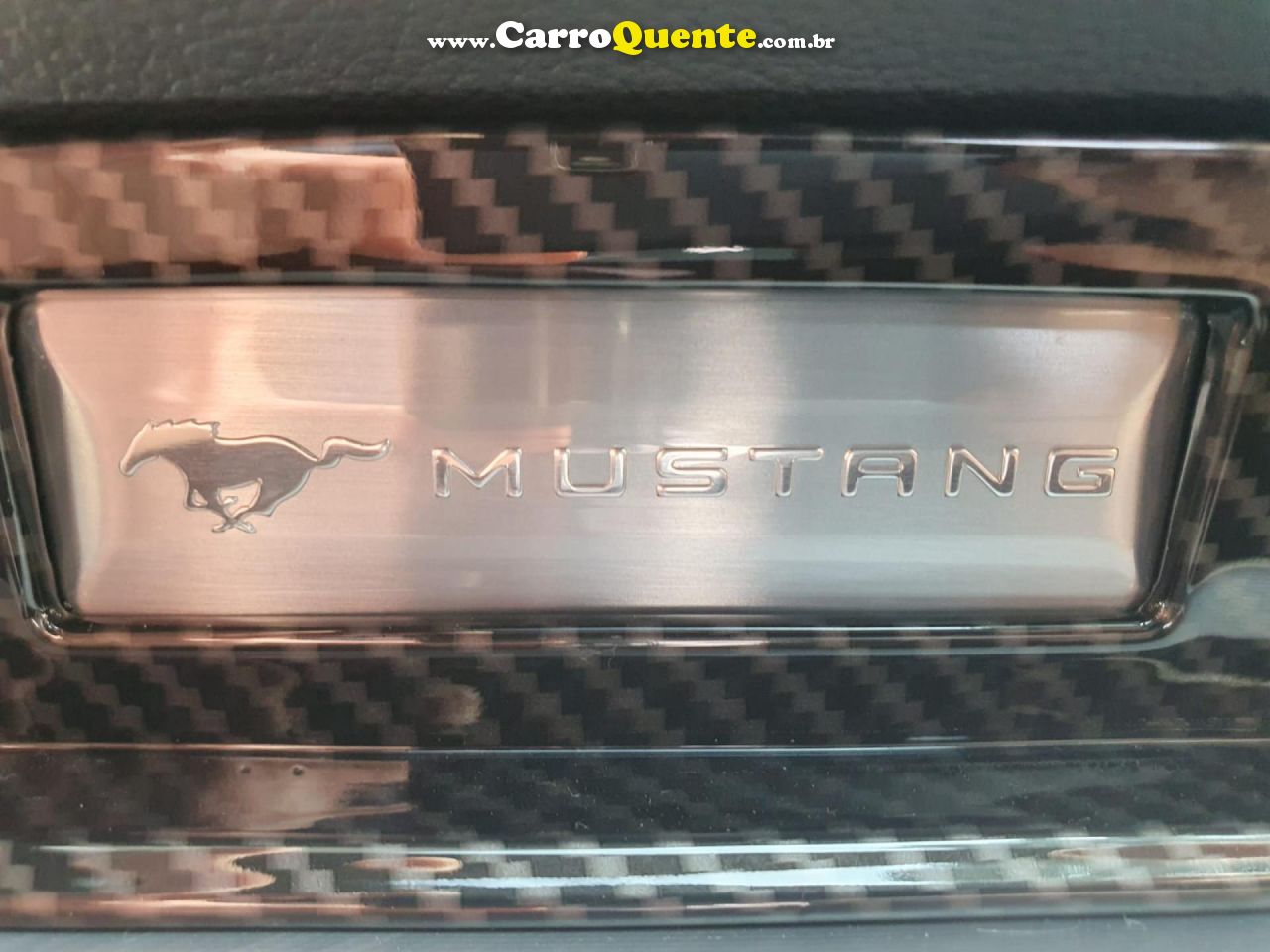 FORD   MUSTANG GT PREMIUM 5.0 V8   PRATA 2018 5.0 GASOLINA - Loja