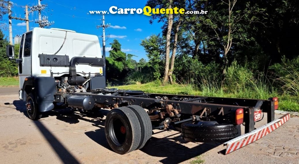 Ford Cargo CARGO 816 E Turbo 2p Chassi - Loja