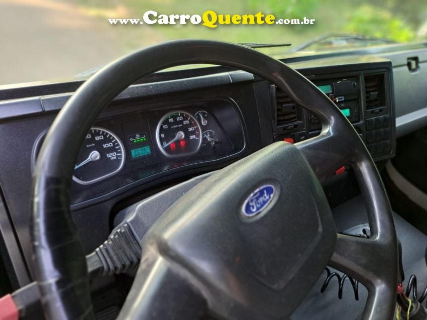 Ford Cargo CARGO 816 E Turbo 2p Chassi - Loja