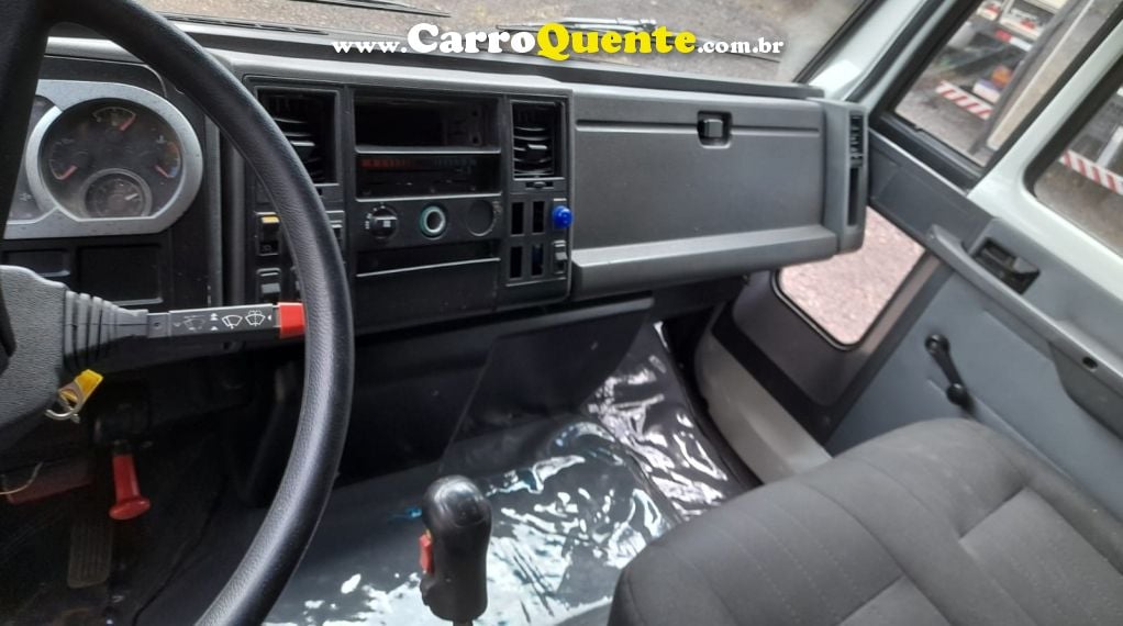 Ford Cargo 1517 CARGO 1317 E T 4x2 Baú - Loja