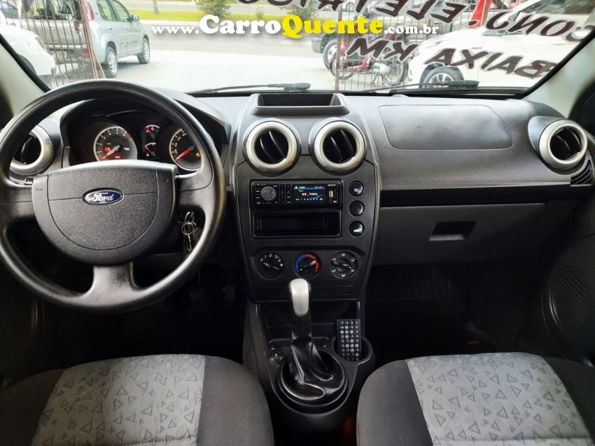 Ford Fiesta Sedan SEDAN FLEX,1 DONO,DIREÇÃO HIDRÁULICA,LINDA COR,BAIXO KM.IPVA QUITADO,VTE,AL,AQ,DT,MN,USB,IMPECAVEL,PLACA A - Loja