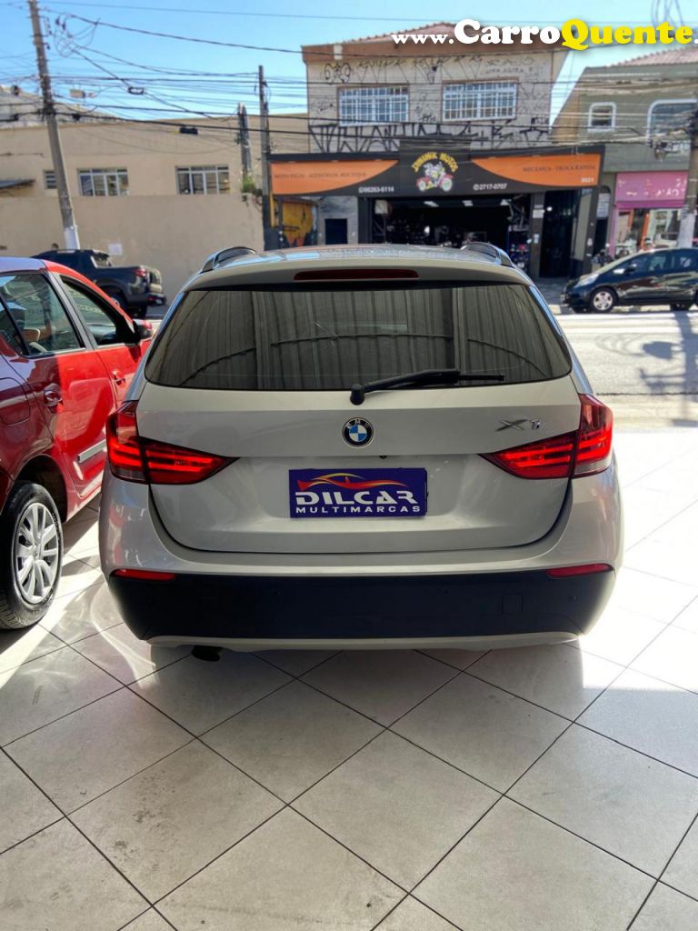 BMW   X1 SDRIVE 18I 2.0 16V 4X2 AUT.   PRATA 2011 2.0 GASOLINA - Loja