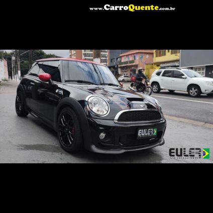 MINI   COOPER JOHN WORKS 1.6 AUT.   PRETO 2013 1.6 GASOLINA