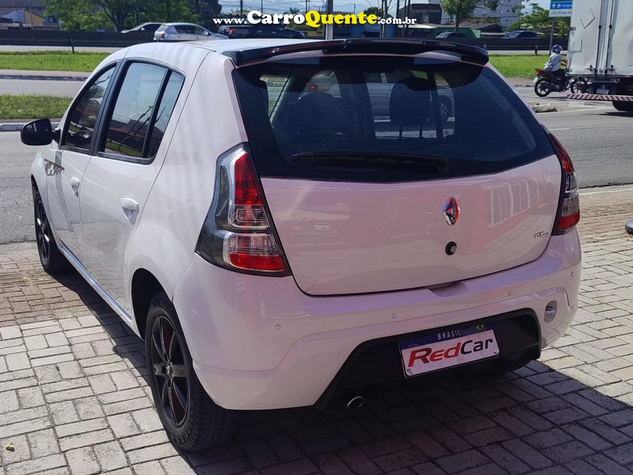 RENAULT   SANDERO GT LINE HI-FLEX 1.6 8V 5P   BRANCO 2014 1.6 FLEX - Loja