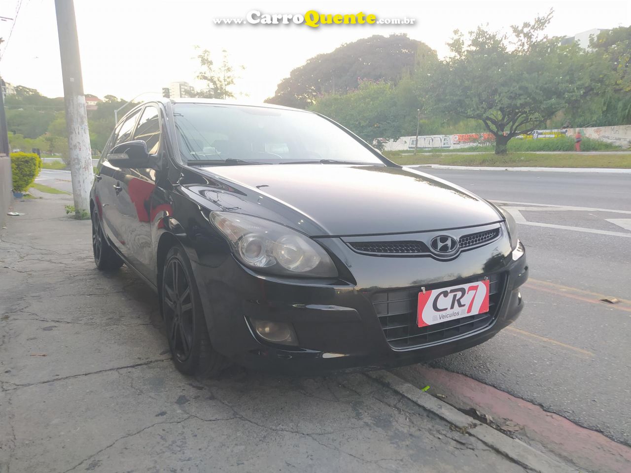 HYUNDAI   I30 2.0 16V 145CV 5P AUT.   PRETO 2011 2.0 GASOLINA - Loja