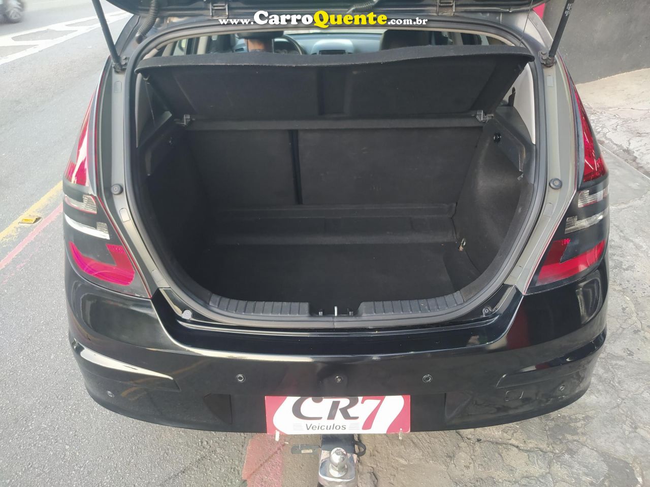 HYUNDAI   I30 2.0 16V 145CV 5P AUT.   PRETO 2011 2.0 GASOLINA - Loja