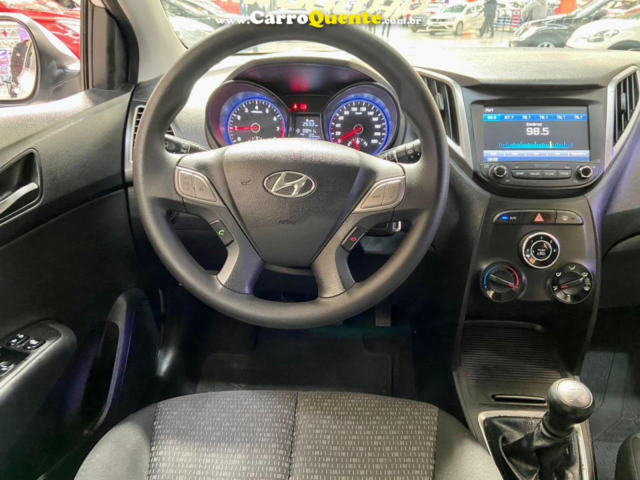 HYUNDAI   HB20 COMF.C.PLUSC.STYLE 1.0 FLEX 12V   BRANCO 2019 1.0 FLEX - Loja