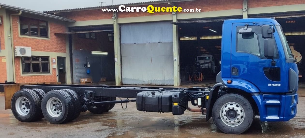 Ford Cargo 2429 CARGO 2429 E 6x2 Turbo Chassi - Loja