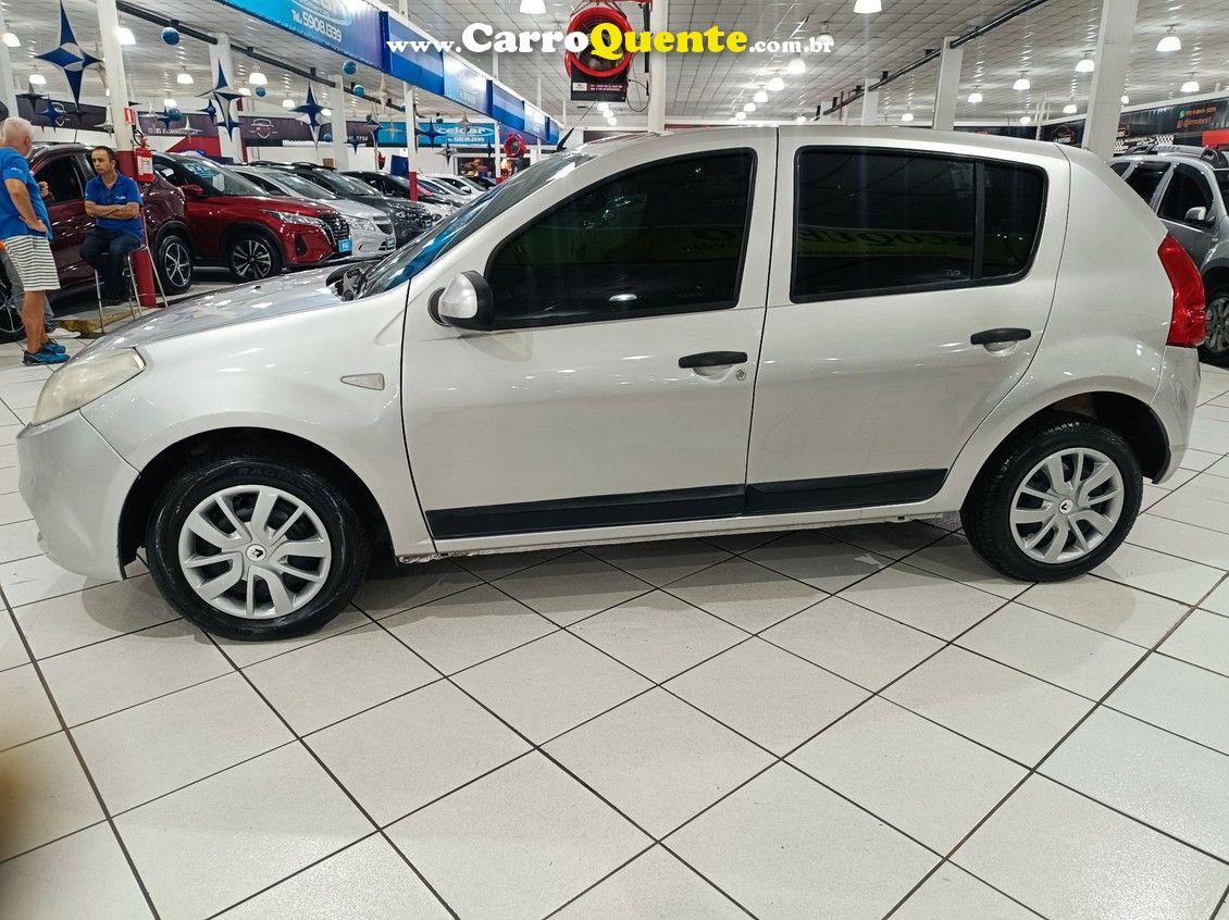 RENAULT SANDERO 1.6 EXPRESSION 8V HI-TORQUE - Loja