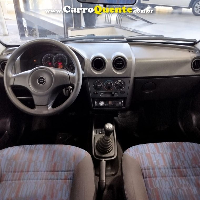 Chevrolet Celta 1.0 SPIRIT - Loja
