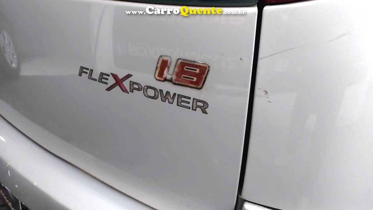 CHEVROLET   CORSA HAT. MAXX 1.8 MPFI 8V FLEXPOWER 5P   PRATA 2005 1.8 FLEX - Loja