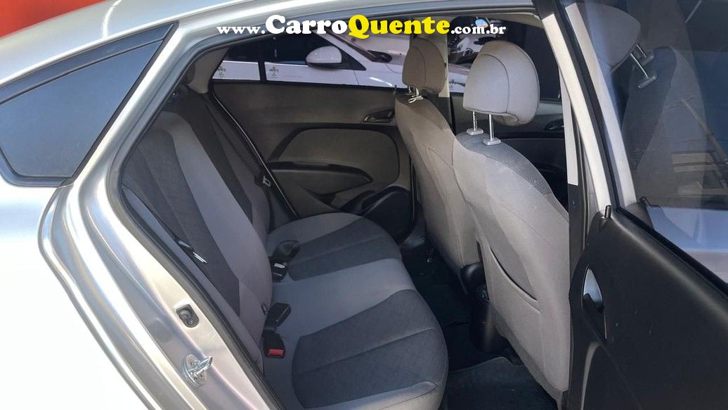 HYUNDAI HB20S 1.0 COMFORT PLUS 12V - Loja