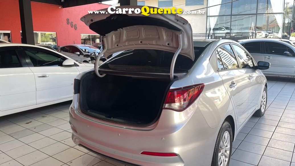 HYUNDAI HB20S 1.0 COMFORT PLUS 12V - Loja