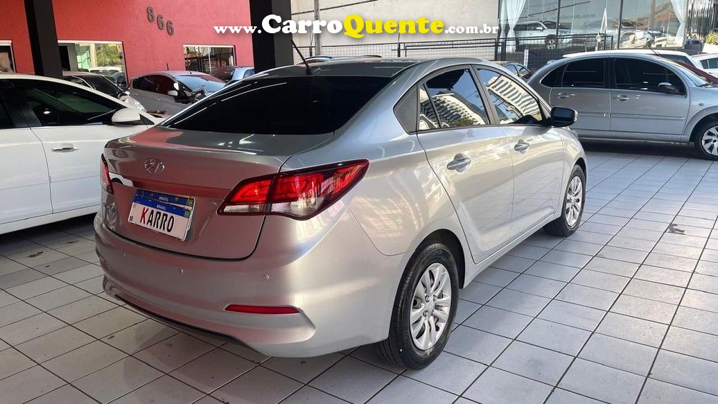 HYUNDAI HB20S 1.0 COMFORT PLUS 12V - Loja