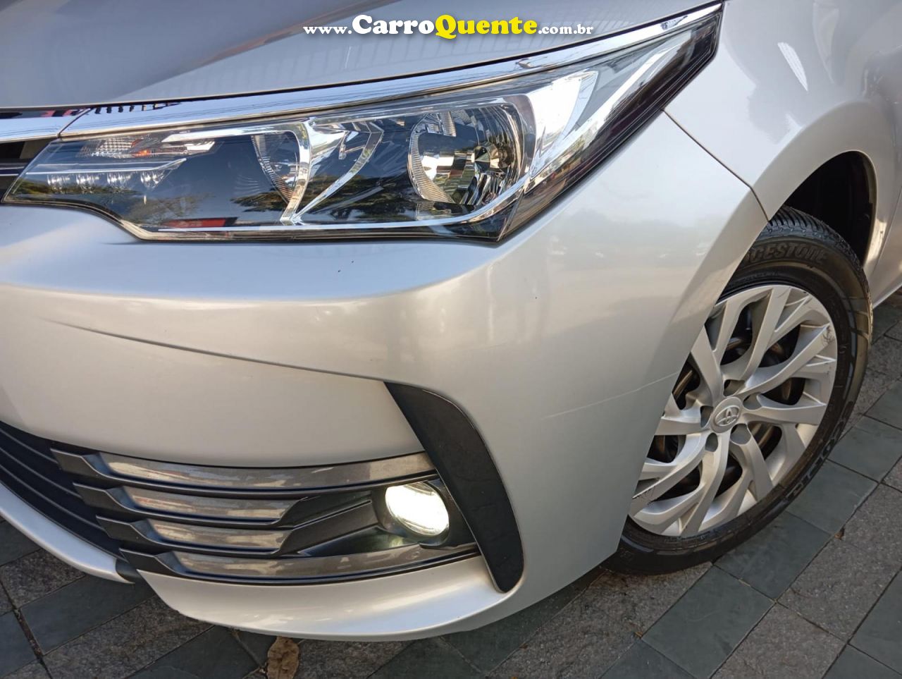 TOYOTA   COROLLA GLI 1.8 FLEX 16V  AUT.   PRATA 2018 1.8 FLEX - Loja