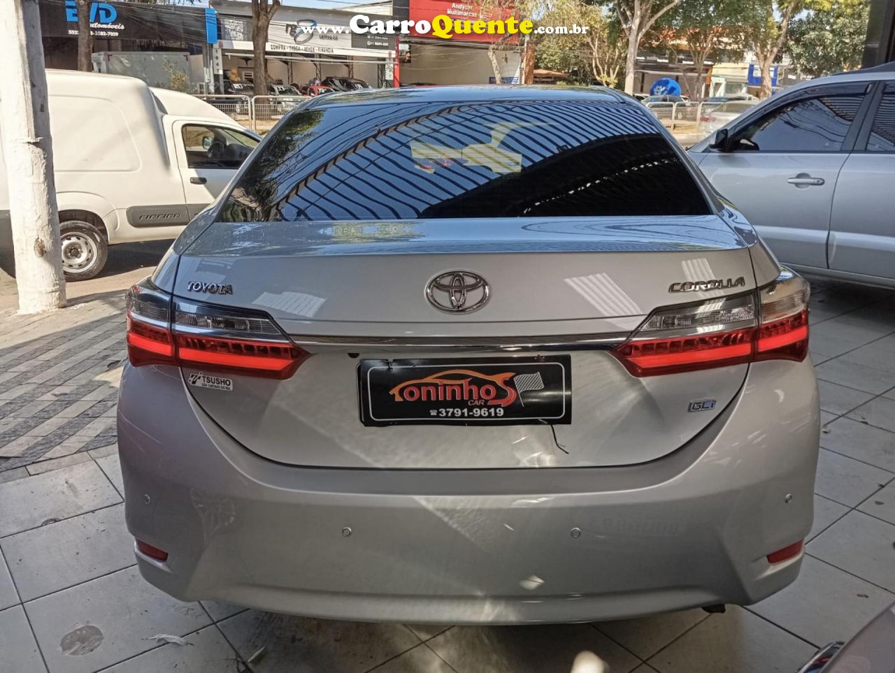 TOYOTA   COROLLA GLI 1.8 FLEX 16V  AUT.   PRATA 2018 1.8 FLEX - Loja