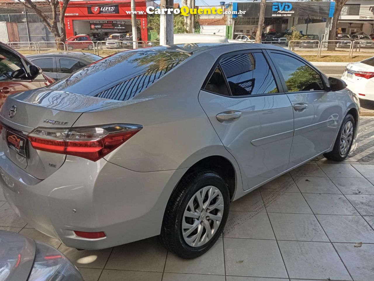 TOYOTA   COROLLA GLI 1.8 FLEX 16V  AUT.   PRATA 2018 1.8 FLEX - Loja