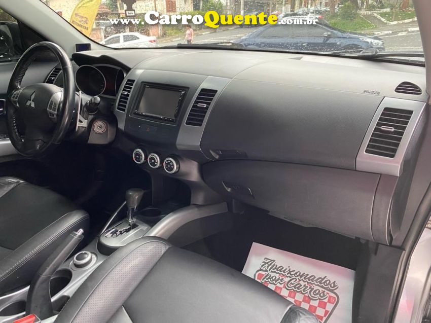 Mitsubishi Outlander GT - Loja