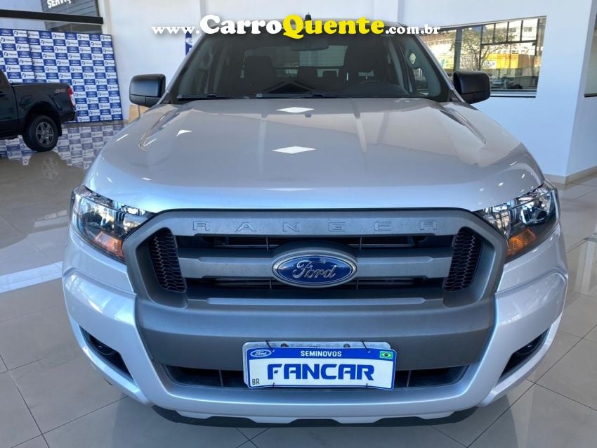 Ford Ranger XLS - Loja