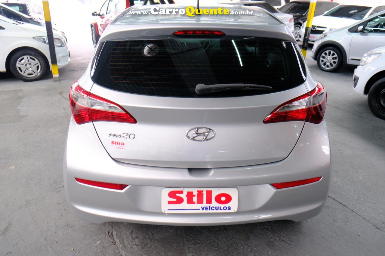 HYUNDAI   HB20 COMF.C.PLUSC.STYLE 1.0 FLEX 12V   PRATA 2017 1.0 FLEX - Loja