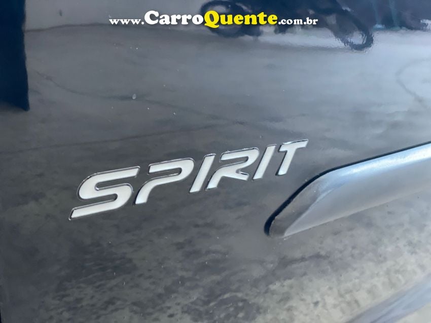 Chevrolet Celta 1.0 SPIRIT 2P - Loja