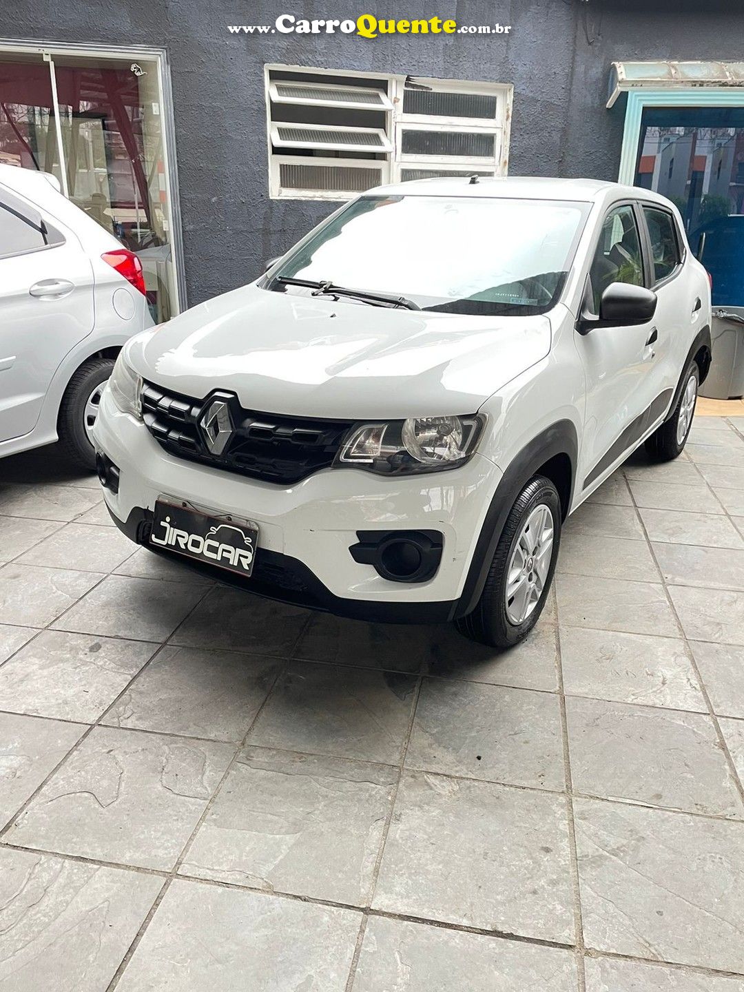 RENAULT KWID 1.0 12V SCE ZEN - Loja