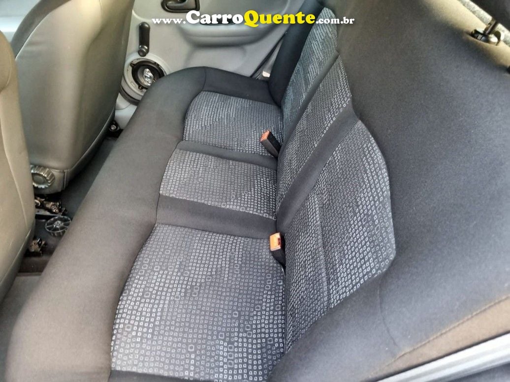 RENAULT CLIO 1.0 CAMPUS 16V - Loja