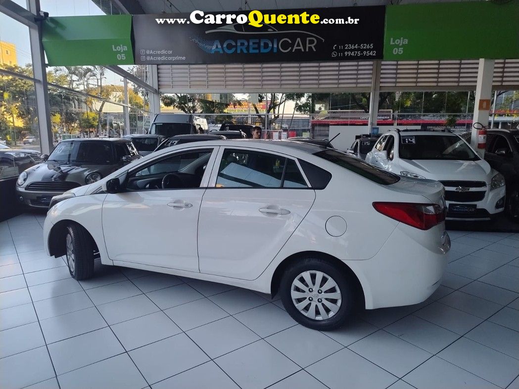 HYUNDAI HB20S 1.6 COMFORT PLUS 16V - Loja