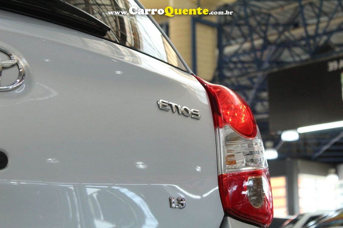 TOYOTA ETIOS 1.3 X 16V - Loja